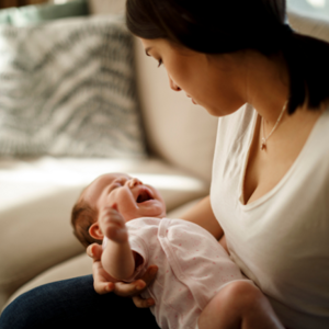 Baby begint 's avonds te huilen