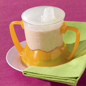 Melk met mango en aardbei