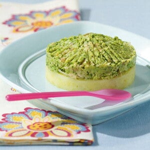 Pastei van tonijn, groenten en fijngemaakte aardappel Pastei van tonijn, groenten en fijngemaakte aardappel
