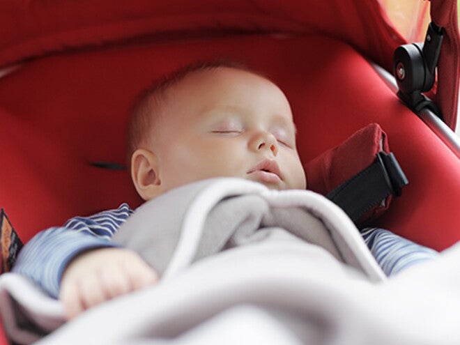 De baby voor de eerste keer meenemen De baby voor de eerste keer meenemen
