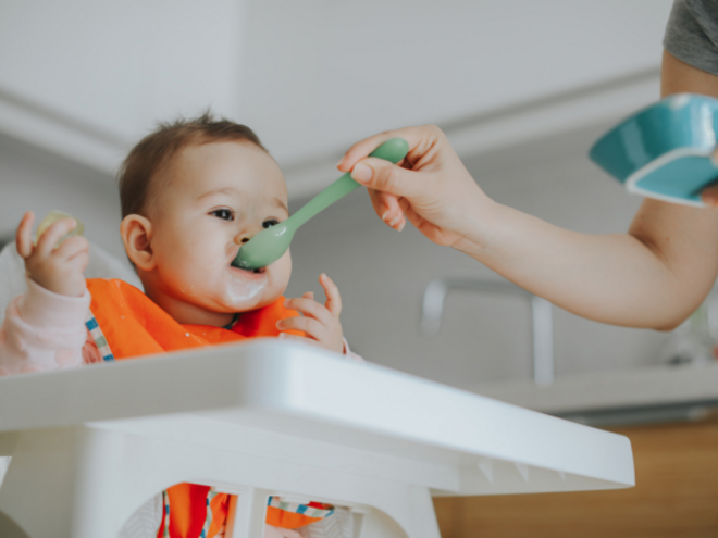 Baby voeden op verzoek