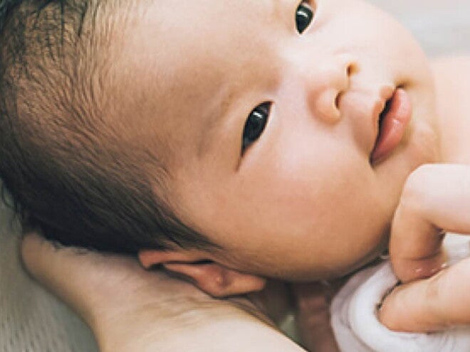 Badtijd checklist: Een baby in bad doen Badtijd checklist: Een baby in bad doen